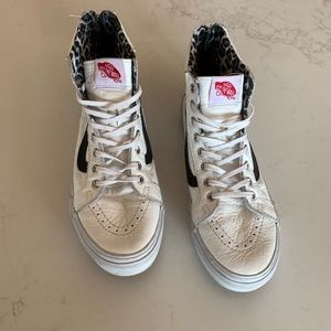 Vans ✨ Sk8-Hi Leather Shoes